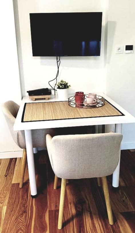 Apartamenty Emzetka Pobierowo Oda fotoğraf